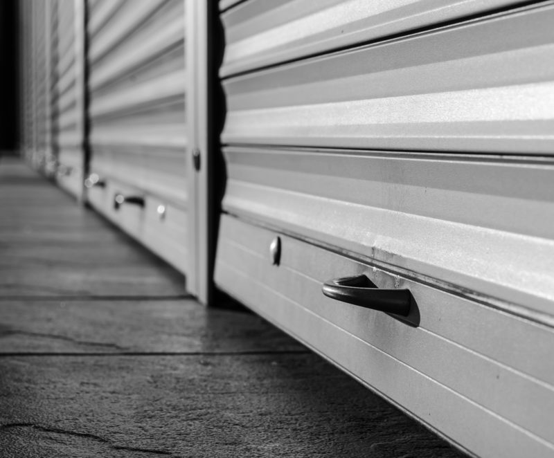 Les volets roulants adaptés aux enseignes commerciales