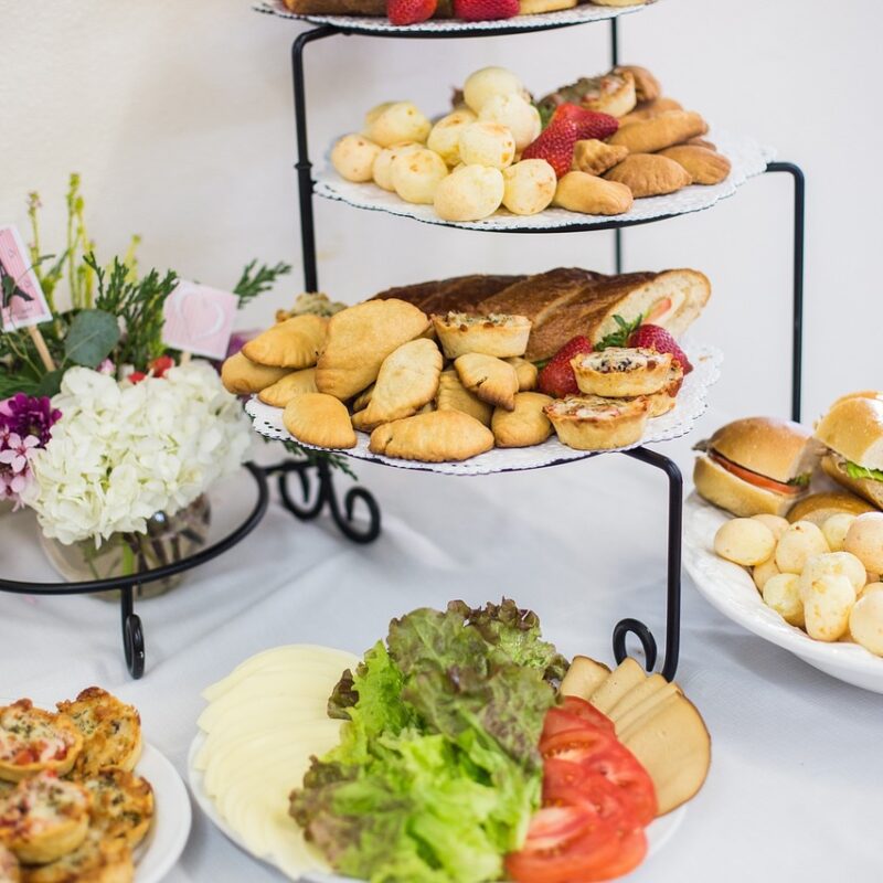 Fêtes de fin d’année : comment trouver un traiteur à domicile ?