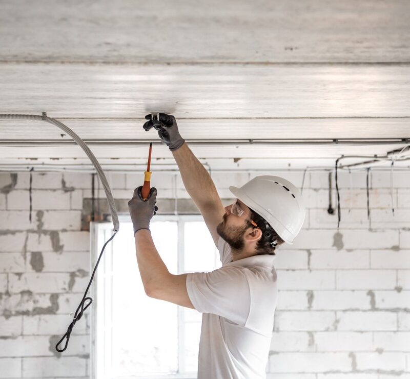 Local commercial : quid de la conformité électrique ?